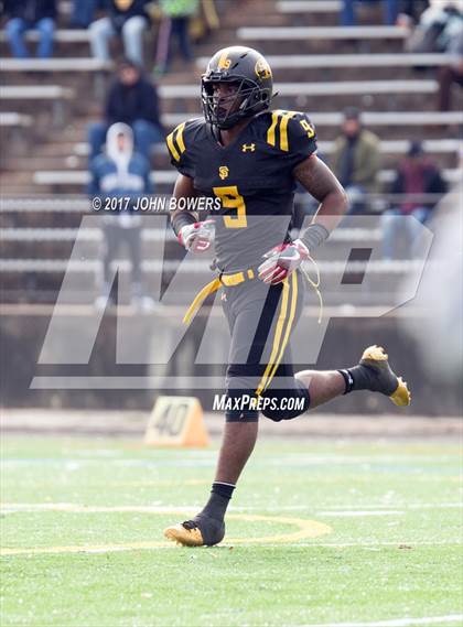 Thumbnail 1 in St. Frances Academy vs. McDonogh photogallery.