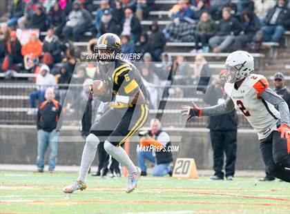 Thumbnail 2 in St. Frances Academy vs. McDonogh photogallery.