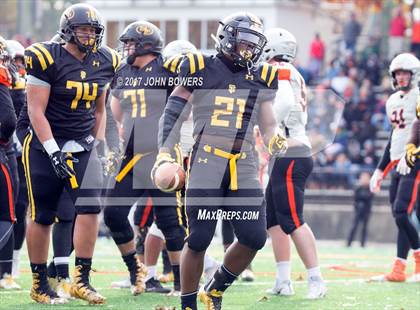 Thumbnail 3 in St. Frances Academy vs. McDonogh photogallery.