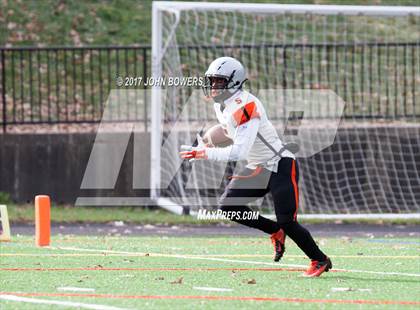Thumbnail 2 in St. Frances Academy vs. McDonogh photogallery.
