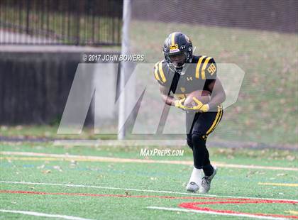 Thumbnail 3 in St. Frances Academy vs. McDonogh photogallery.
