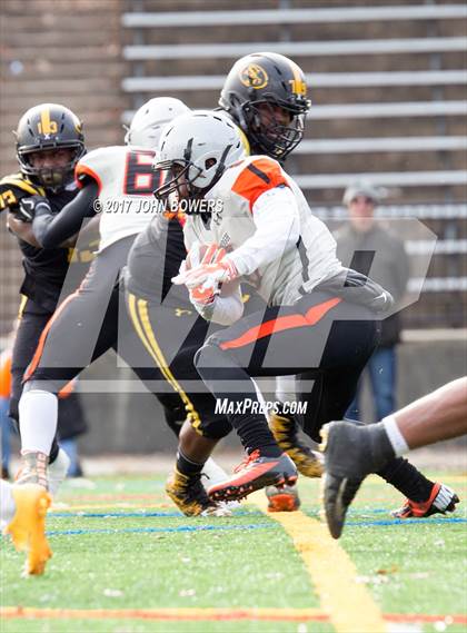 Thumbnail 1 in St. Frances Academy vs. McDonogh photogallery.