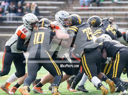 Thumbnail 2 in St. Frances Academy vs. McDonogh photogallery.
