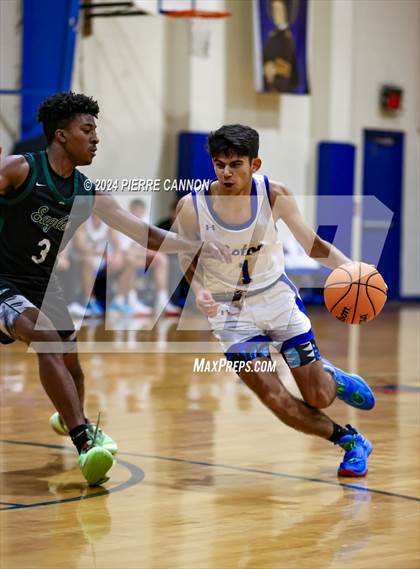 Thumbnail 1 in Fredericksburg Christian @ Seton photogallery.