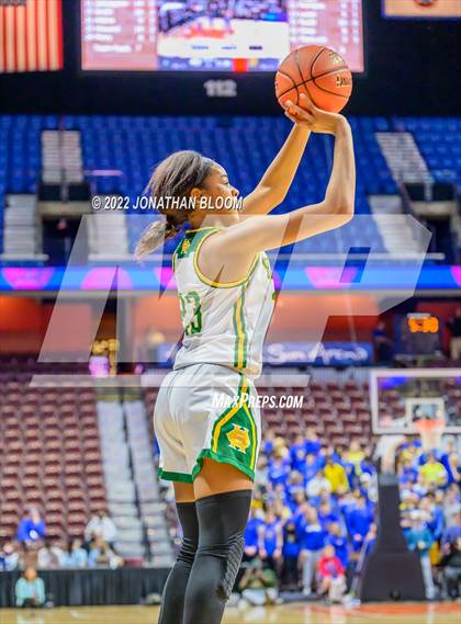 Thumbnail 2 in Bacon Academy vs. Holy Cross (CIAC Class M Final) photogallery.