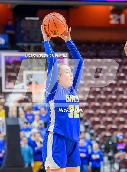 Thumbnail 3 in Bacon Academy vs. Holy Cross (CIAC Class M Final) photogallery.