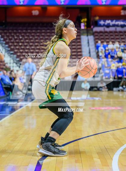 Thumbnail 2 in Bacon Academy vs. Holy Cross (CIAC Class M Final) photogallery.