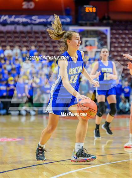 Thumbnail 1 in Bacon Academy vs. Holy Cross (CIAC Class M Final) photogallery.
