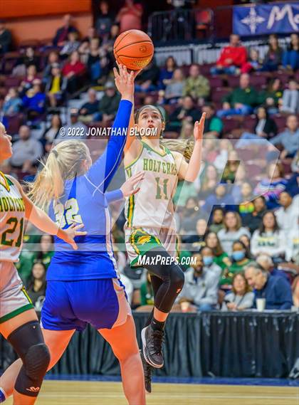 Thumbnail 3 in Bacon Academy vs. Holy Cross (CIAC Class M Final) photogallery.