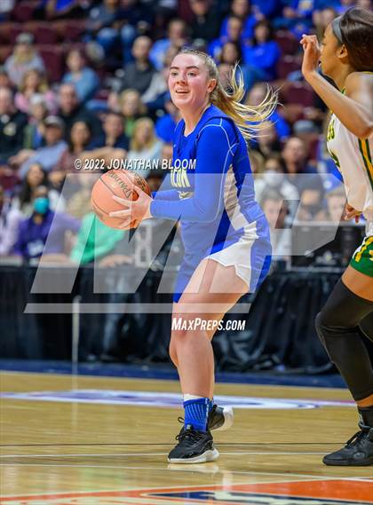 Thumbnail 2 in Bacon Academy vs. Holy Cross (CIAC Class M Final) photogallery.