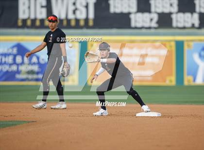 Thumbnail 2 in Santa Margarita vs. JSerra Catholic photogallery.