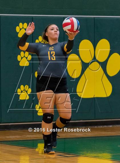 Thumbnail 1 in East Central vs Holmes JV photogallery.