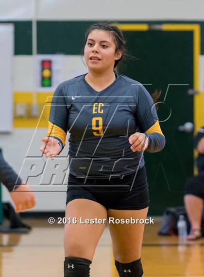 Thumbnail 1 in East Central vs Holmes JV photogallery.