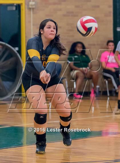Thumbnail 1 in East Central vs Holmes JV photogallery.