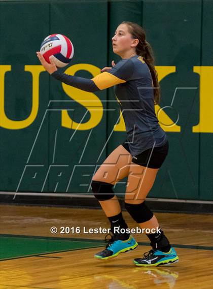 Thumbnail 2 in East Central vs Holmes JV photogallery.