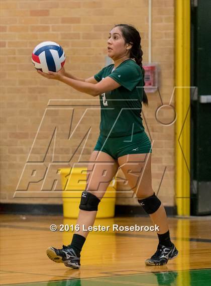 Thumbnail 3 in East Central vs Holmes JV photogallery.