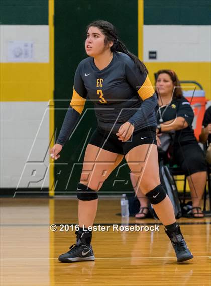 Thumbnail 1 in East Central vs Holmes JV photogallery.