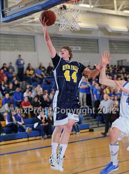 Thumbnail 2 in River Falls vs. Rice Lake photogallery.