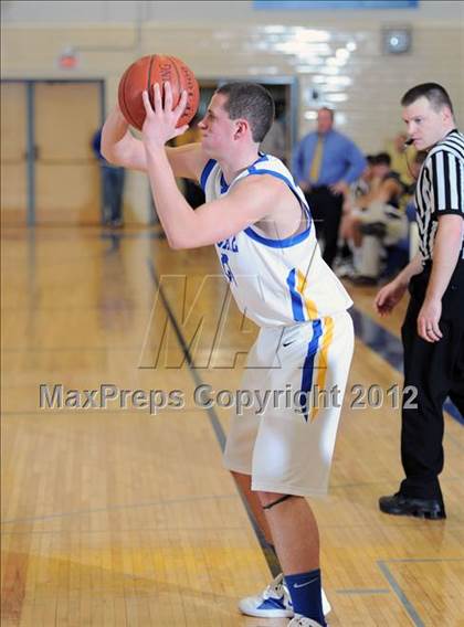 Thumbnail 2 in River Falls vs. Rice Lake photogallery.