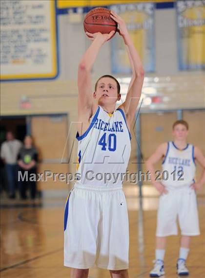 Thumbnail 2 in River Falls vs. Rice Lake photogallery.