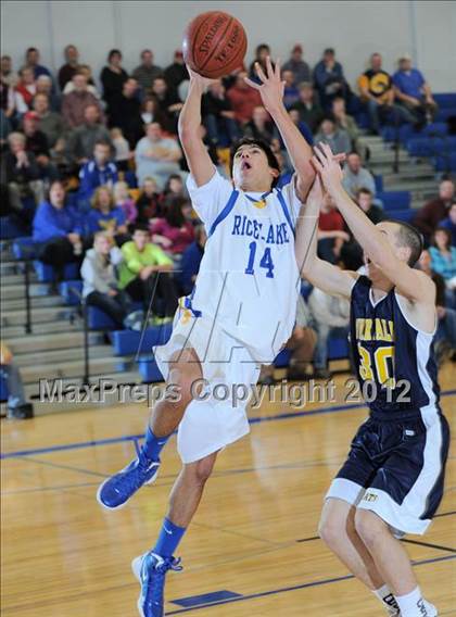 Thumbnail 2 in River Falls vs. Rice Lake photogallery.