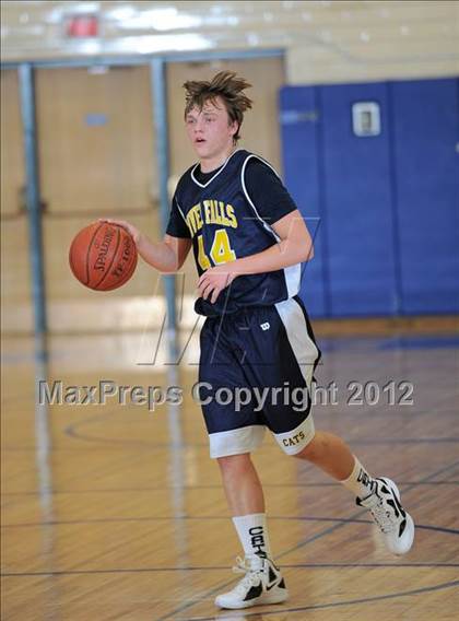 Thumbnail 3 in River Falls vs. Rice Lake photogallery.