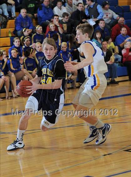 Thumbnail 3 in River Falls vs. Rice Lake photogallery.