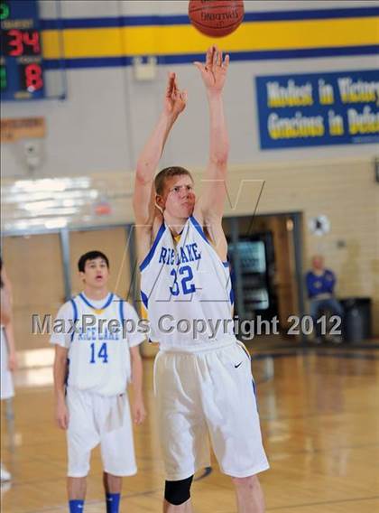 Thumbnail 2 in River Falls vs. Rice Lake photogallery.