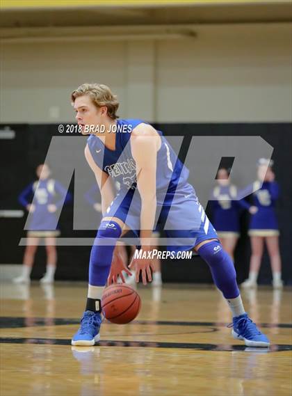 Thumbnail 2 in Hendersonville vs Wilson Central (TSSAA District 9-AAA Quarterfinal) photogallery.