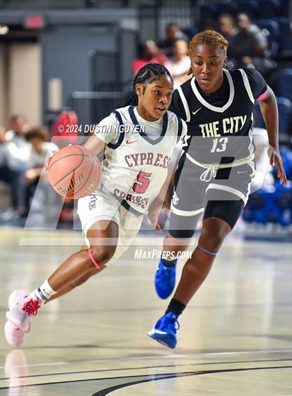 Thumbnail 2 in Cypress Springs vs. Duncanville (RCS Sports Kickoff Classic) photogallery.