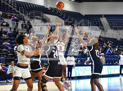 Thumbnail 2 in Cypress Springs vs. Duncanville (RCS Sports Kickoff Classic) photogallery.