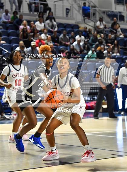 Thumbnail 3 in Cypress Springs vs. Duncanville (RCS Sports Kickoff Classic) photogallery.