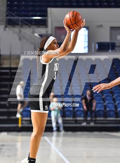 Thumbnail 3 in Cypress Springs vs. Duncanville (RCS Sports Kickoff Classic) photogallery.