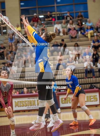 Thumbnail 2 in San Pasqual @ Mission Hills photogallery.