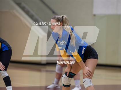 Thumbnail 2 in San Pasqual @ Mission Hills photogallery.
