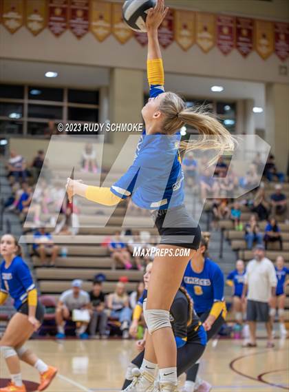 Thumbnail 2 in San Pasqual @ Mission Hills photogallery.