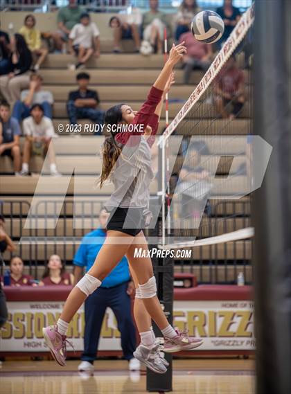 Thumbnail 2 in San Pasqual @ Mission Hills photogallery.