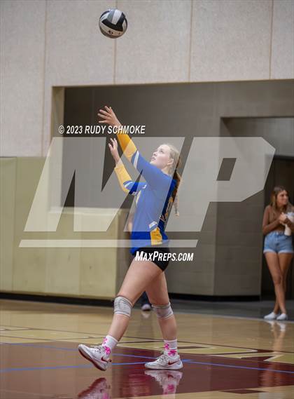 Thumbnail 2 in San Pasqual @ Mission Hills photogallery.