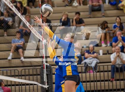 Thumbnail 1 in San Pasqual @ Mission Hills photogallery.