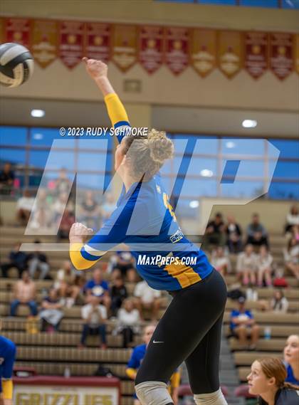 Thumbnail 3 in San Pasqual @ Mission Hills photogallery.