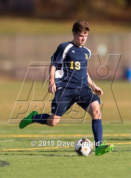 Thumbnail 3 in Xaverian Brothers @ Wellesley (MIAA Division 1 South Quarterfinal) photogallery.
