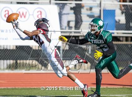 Thumbnail 3 in Woodson vs Wilson (DCIAA Final) photogallery.