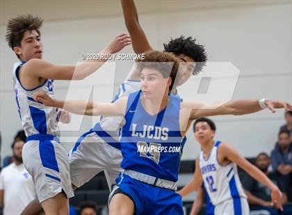 Thumbnail 3 in San Diego vs. La Jolla Country Day (Battle at the bay) photogallery.