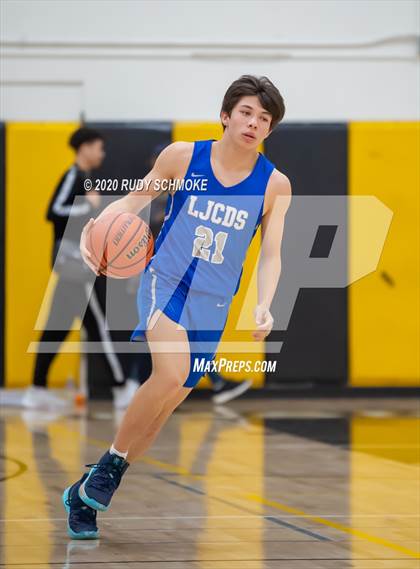 Thumbnail 1 in San Diego vs. La Jolla Country Day (Battle at the bay) photogallery.
