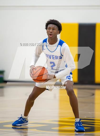 Thumbnail 1 in San Diego vs. La Jolla Country Day (Battle at the bay) photogallery.