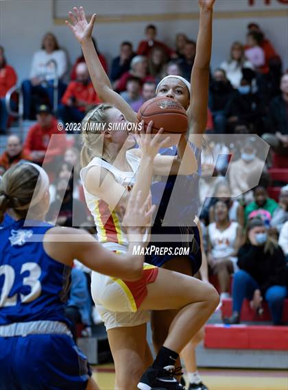 Thumbnail 2 in Westminster Christian @ Incarnate Word Academy photogallery.