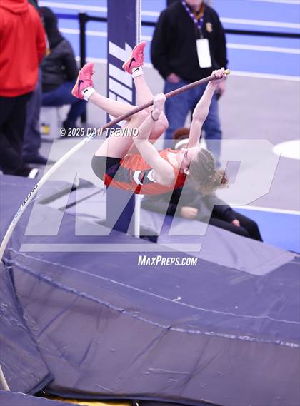 Thumbnail 2 in VHSL Indoor Track State Championships (Pole Vault - Class 5) photogallery.