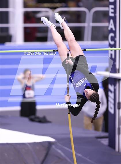 Thumbnail 3 in VHSL Indoor Track State Championships (Pole Vault - Class 5) photogallery.