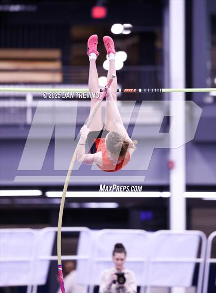 Thumbnail 3 in VHSL Indoor Track State Championships (Pole Vault - Class 5) photogallery.