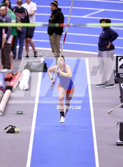 Thumbnail 2 in VHSL Indoor Track State Championships (Pole Vault - Class 5) photogallery.